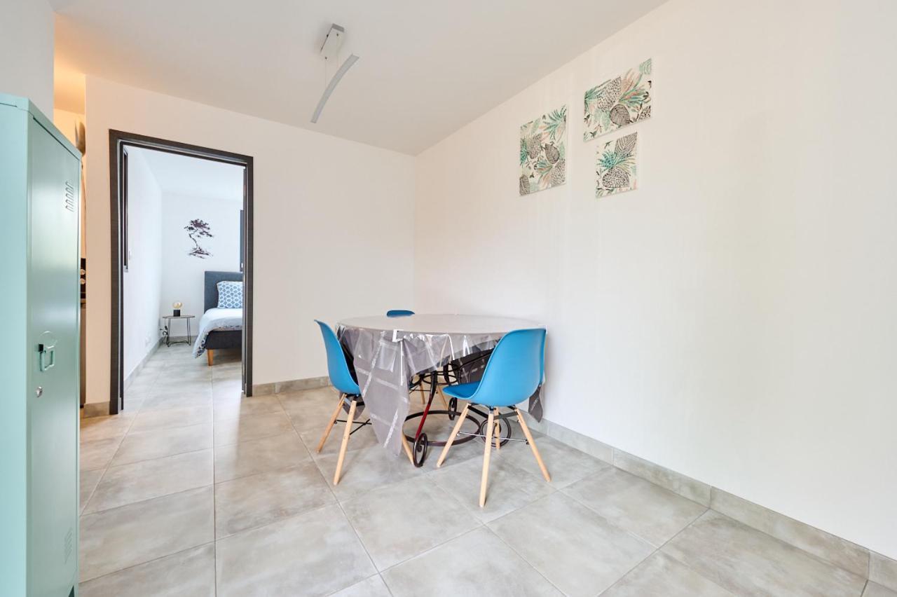 Le Talant: studio dans maison au calme Extérieur photo